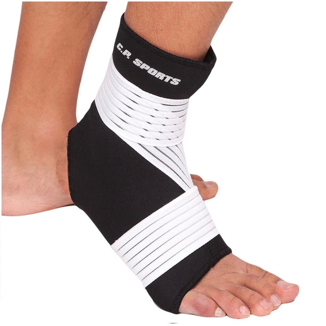 C.P. Sports Ankle/Foot Support Strong, musta neopreeninen nilkkatuki valkoisella joustositeellä., kuva 1/5