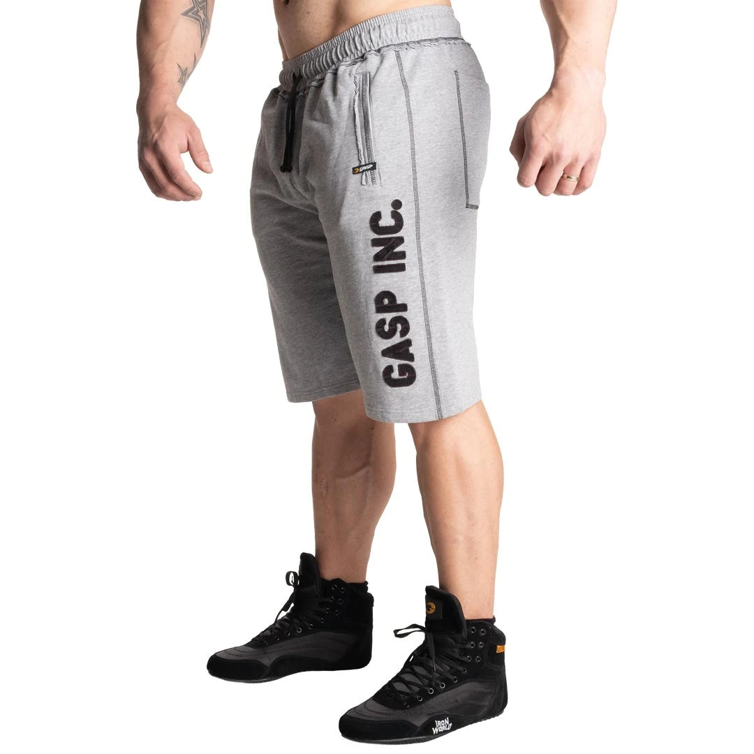 GASP Division Sweatshorts Light Grey Melange, vaaleanharmaat jersey-shortsit, joissa iso logo vasemmassa lahkeessa., kuva 1/2