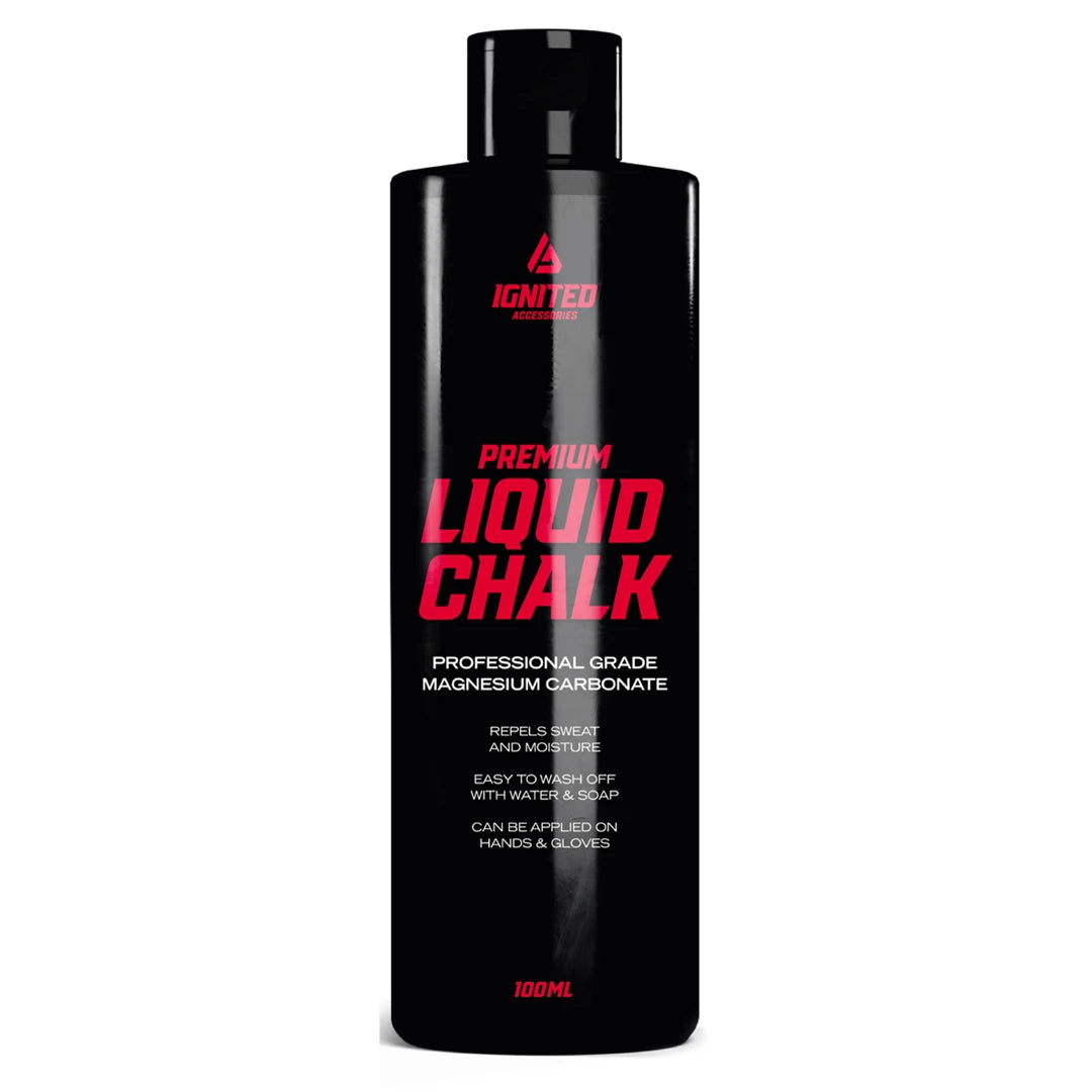 Ignited Liquid Chalk 100 ml -nestemäinen liitu mustassa pullossa punaisilla ja valkoisilla yksityiskohdilla.