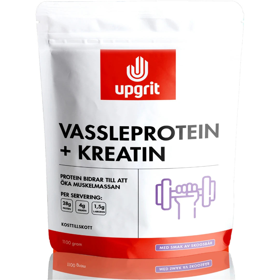 Upgrit Vassleprotein + Kreatin 1.1 kg -proteiinijauhe valkoisessa pussissa punaisilla yksityiskohdilla, makuna metsämarja., kuva 2/2