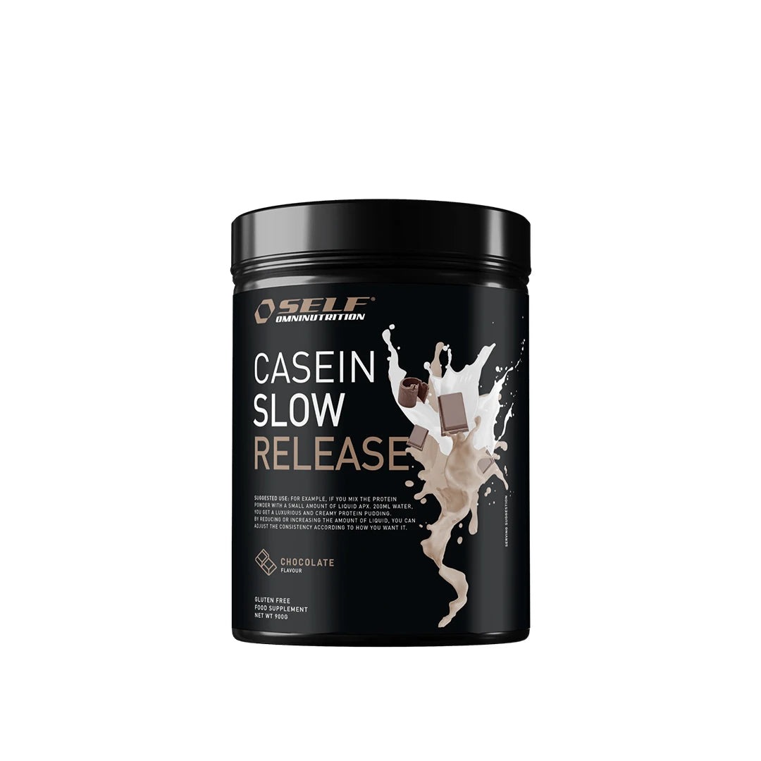 Self Omninutrition Casein 900 g -kaseiiniproteiini mustassa purkissa, jossa on suklaaroiskeita ja makuna Chocolate., kuva 1/2