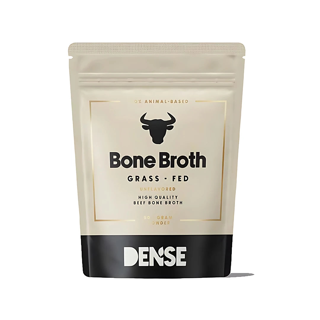 Dense Bone Broth 500 g -luuliemijauhe ruohoruokitusta naudasta beigessä pussissa mustilla ja kultaisilla yksityiskohdilla., kuva 1/1