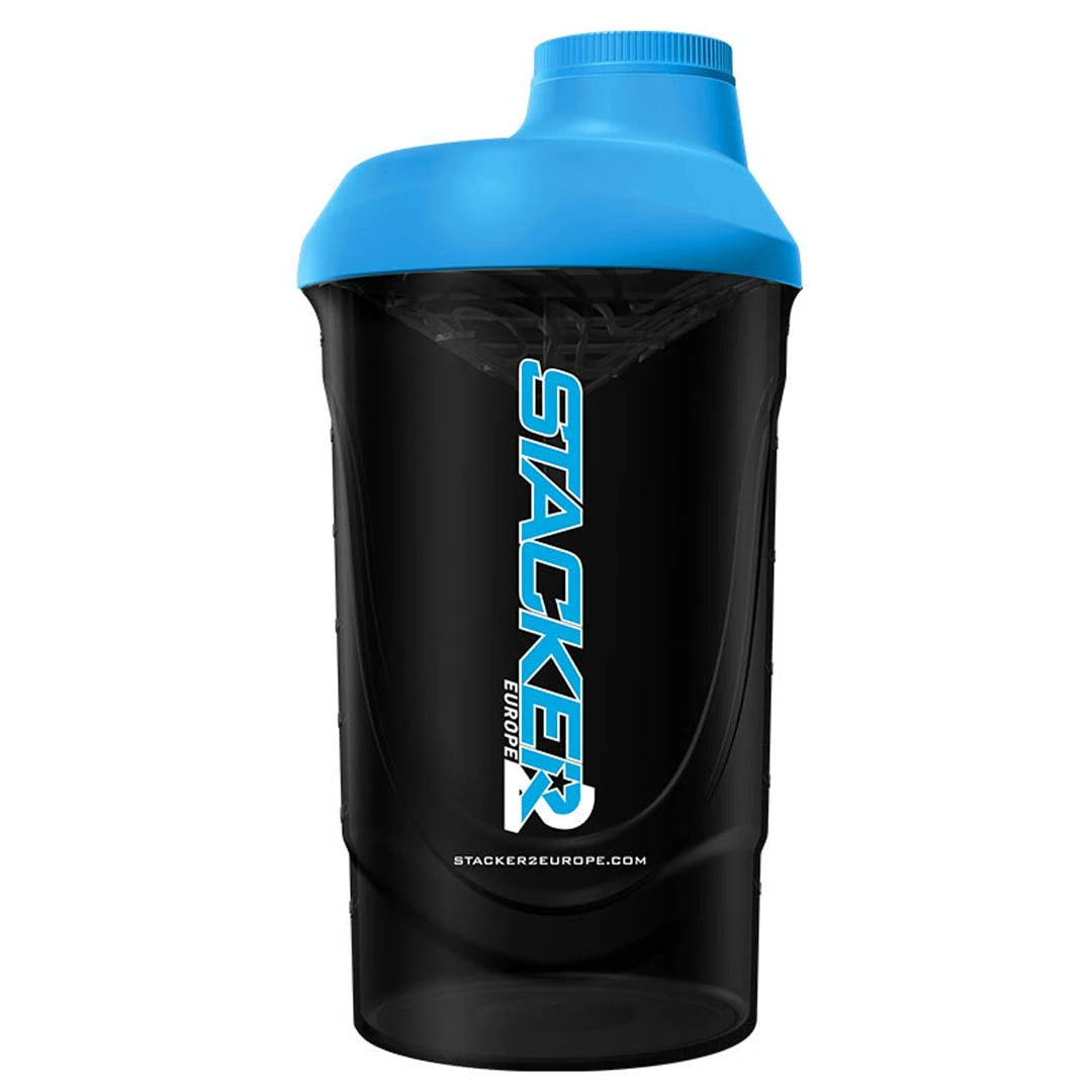 Tyylikäs musta Stacker2 Europe Shaker Bottle 600 ml -shaker vaaleansinisellä kannella ja kierrekorkilla., kuva 1/1